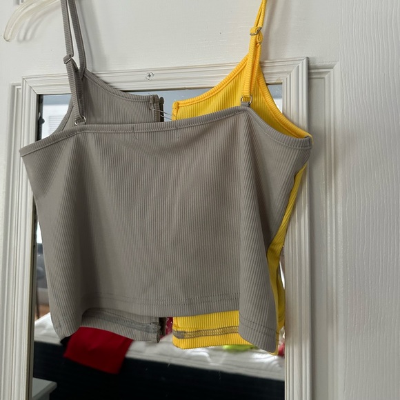 2 toned tank top - Picture 2 of 2